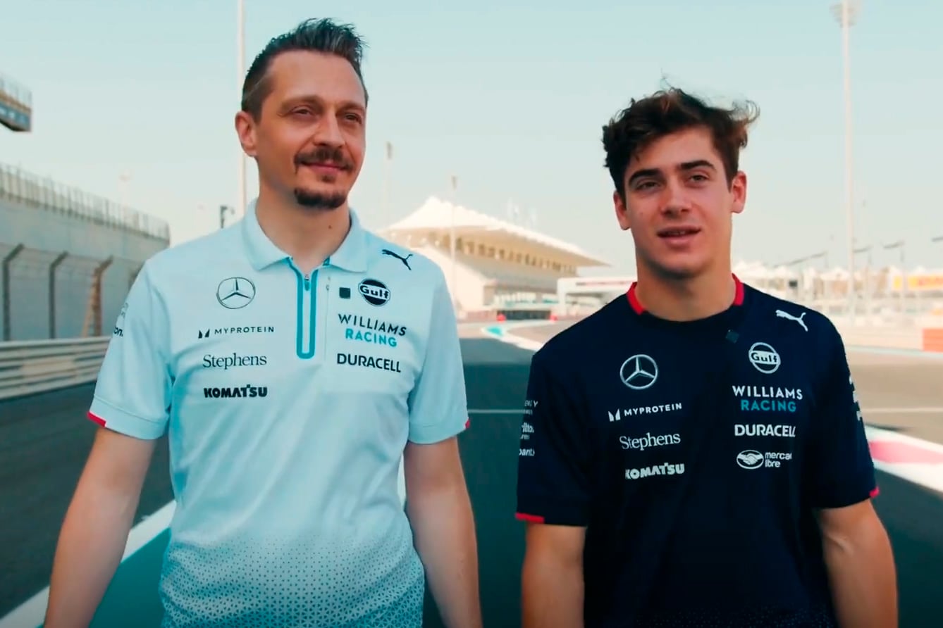 Franco Colapinto y Gaetan Jego, ingeniero de Williams.