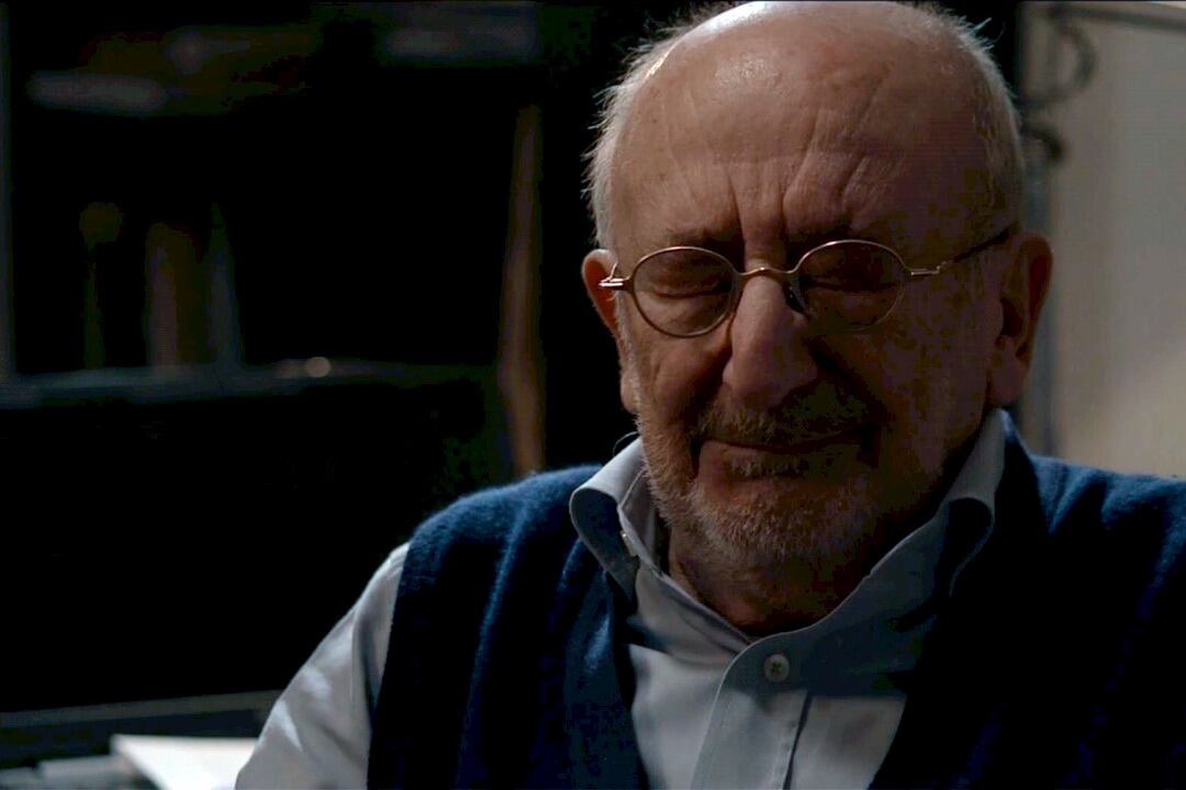 Filippelli propone un juego especular entre realidad y ficción.