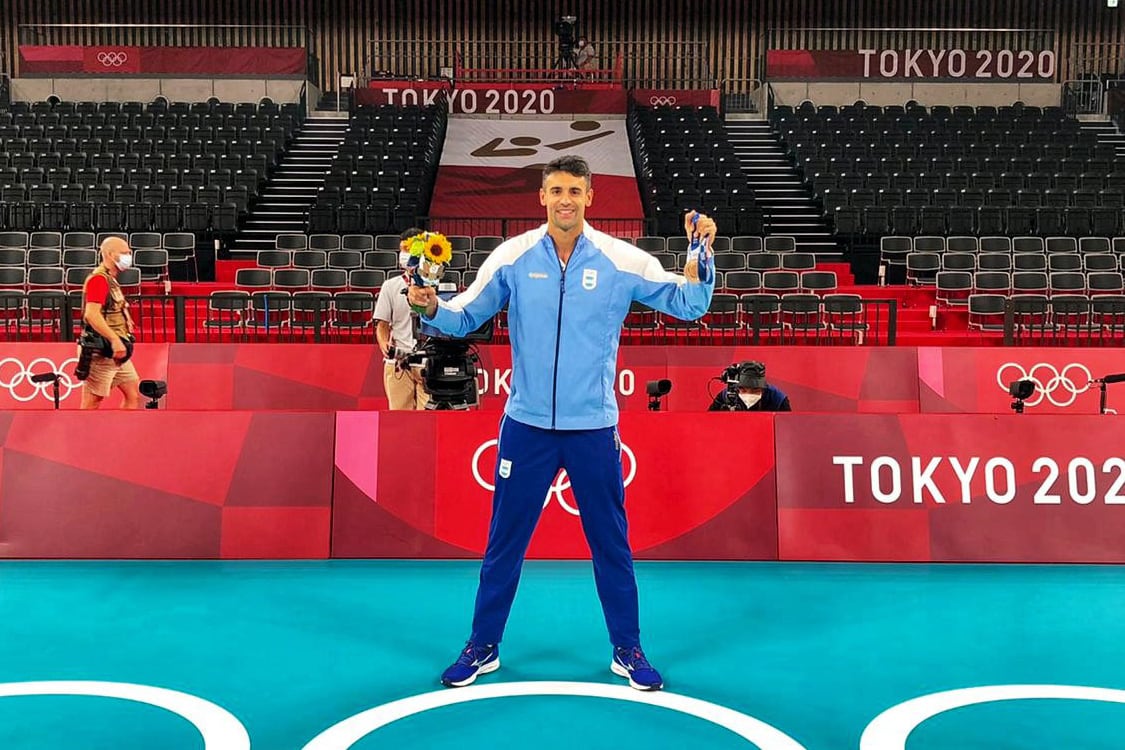 Sebastián Solé, medalla olímpica en mano