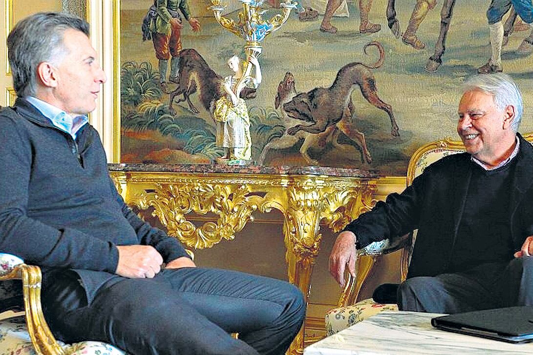 Mauricio Macri y Felipe González se reunieron durante la reciente visita del Presidente a España.