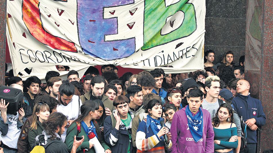 Los estudiantes concretaron varias marchas contra la reforma anunciada por el gobierno porteño.