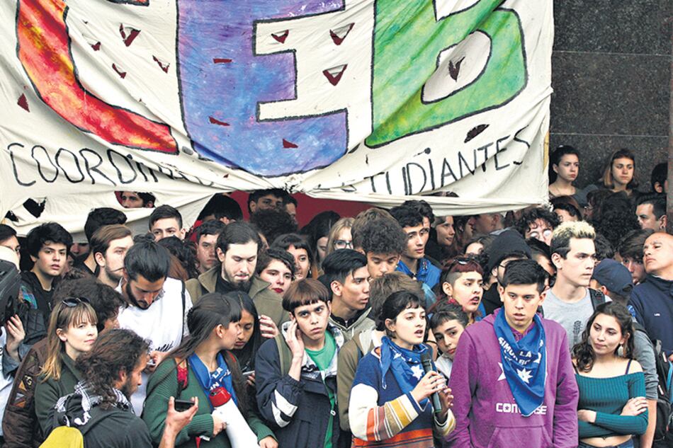 Los estudiantes concretaron varias marchas contra la reforma anunciada por el gobierno porteño.