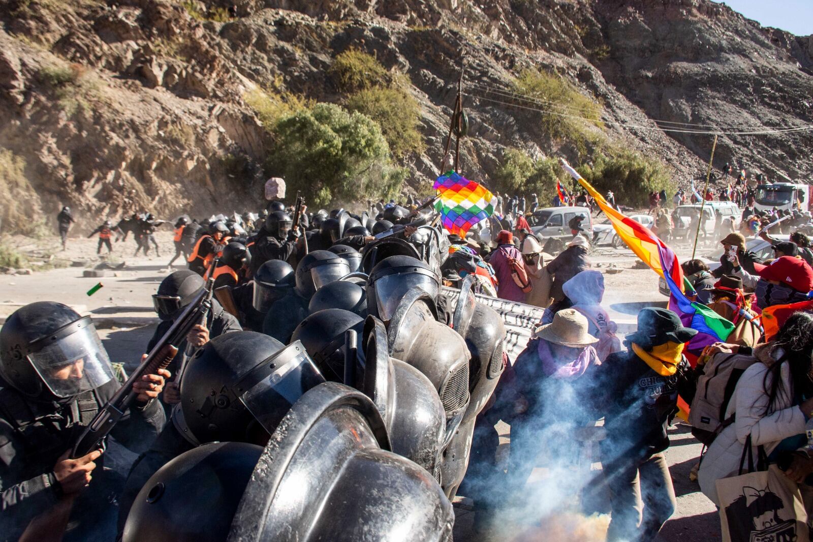 El gobierno jujeño apuesta a una escalada: criminaliza la protesta y se intensifican los cortes de ruta.