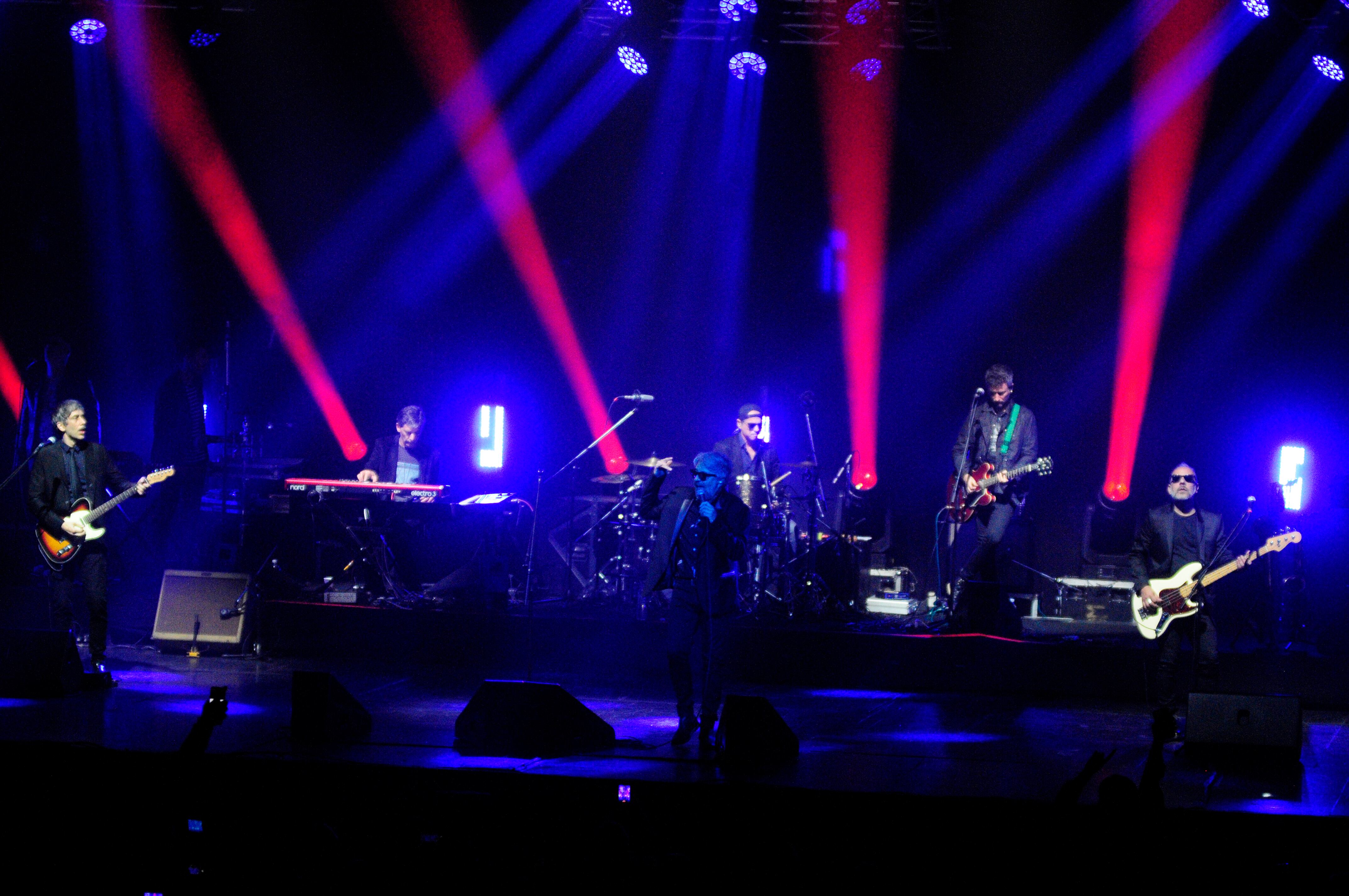 La banda dio un concierto impecable, de más de dos horas.