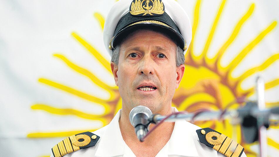 Balbi brindó el parte diario en el Edificio Libertad.