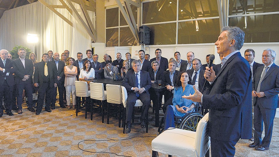 Macri intentó levantar el ánimo de los legisladores ante los golpes que viene sufriendo Cambiemos.