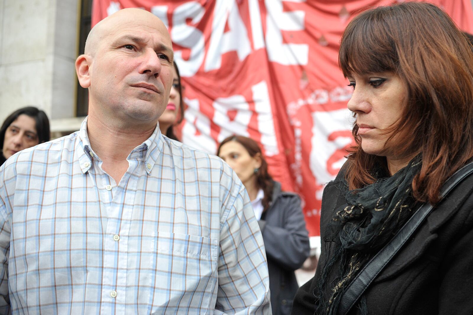 Los familiares desconfían de que la causa enfile hacia penas mínimas para los policías.