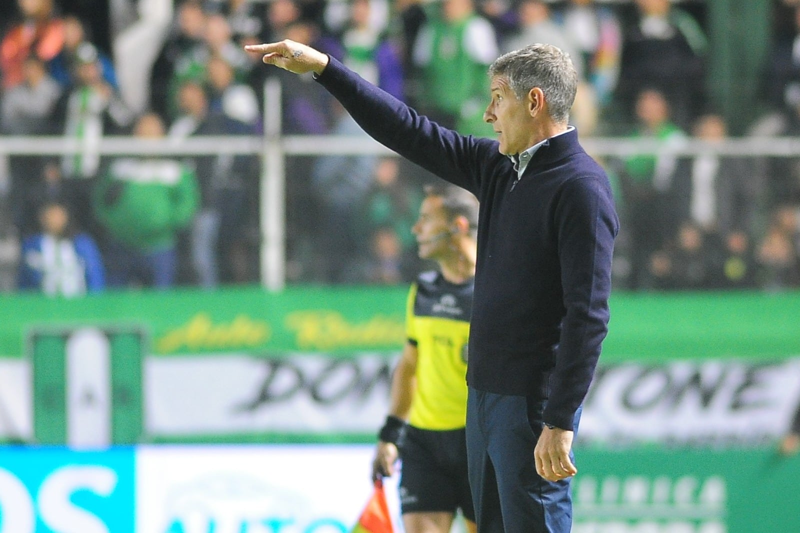 Palermo conduce a Platense