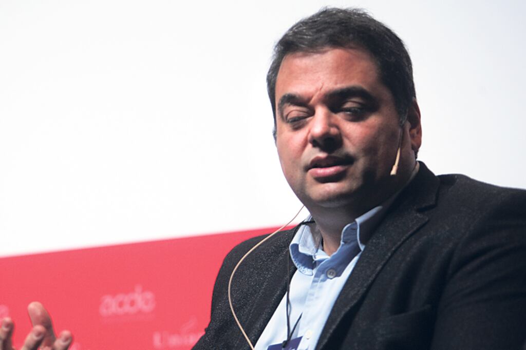 Jorge Triaca, ministro de Trabajo, celebra la incorporación de monotributistas.