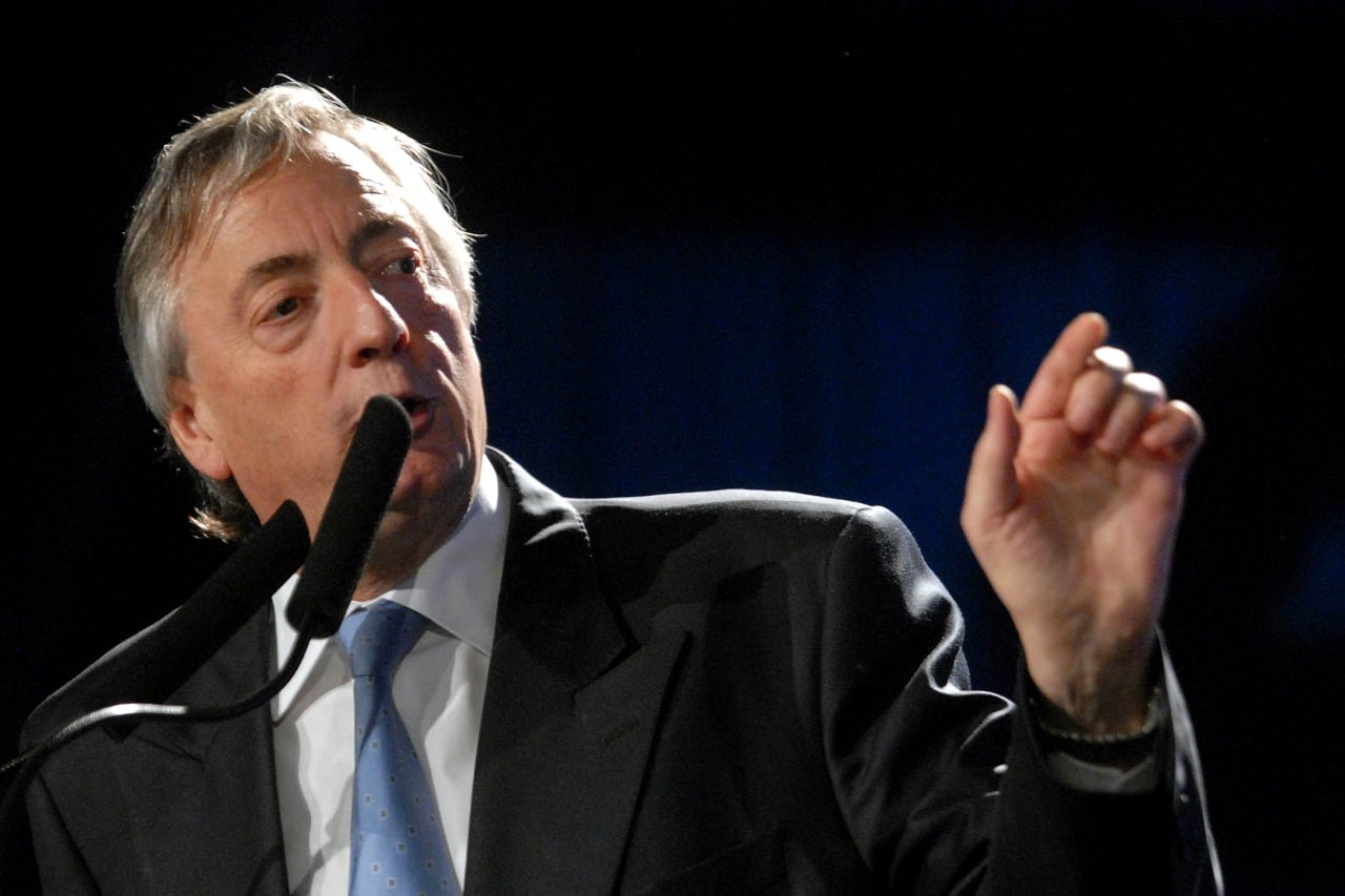 En 1950 nace el expresidente Néstor Kirchner. Consolidó la recuperación económica después de la convertibilidad, apostó a la integración regional y llevó adelante una política de derechos humanos basada en la reapertura de los juicios.