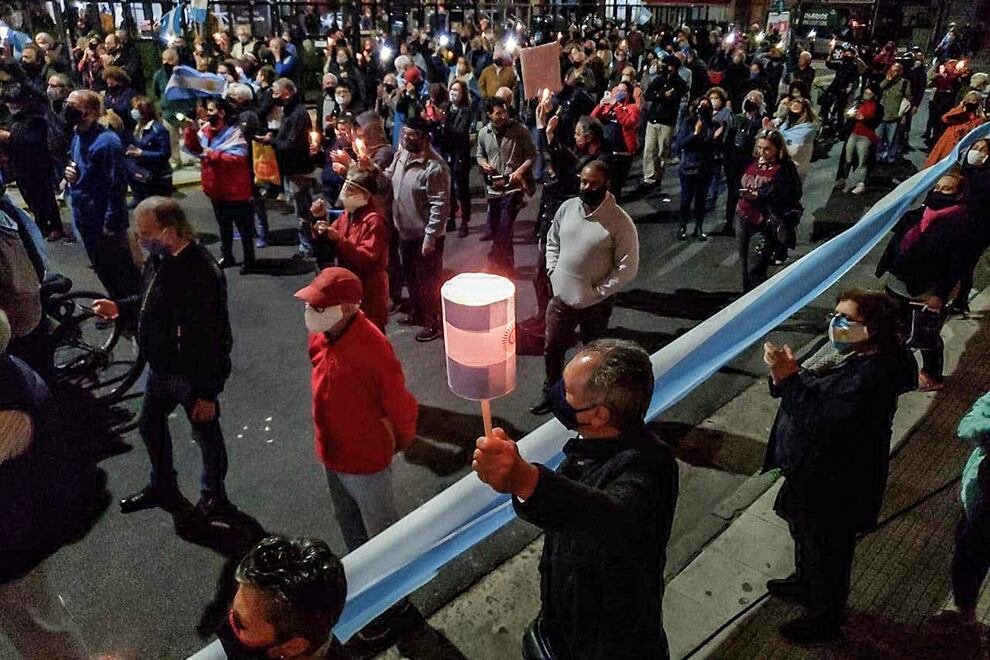 Un momento de la marcha, esta tarde en Plaza Lavalle.