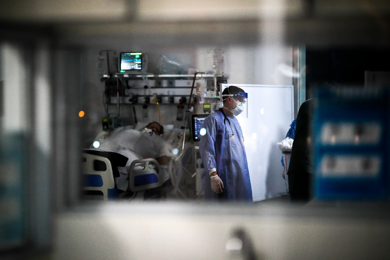 El Ministerio de Salud elaboró una serie de recomendaciones para el acompañamiento de los pacientes que mueren por coronavirus.