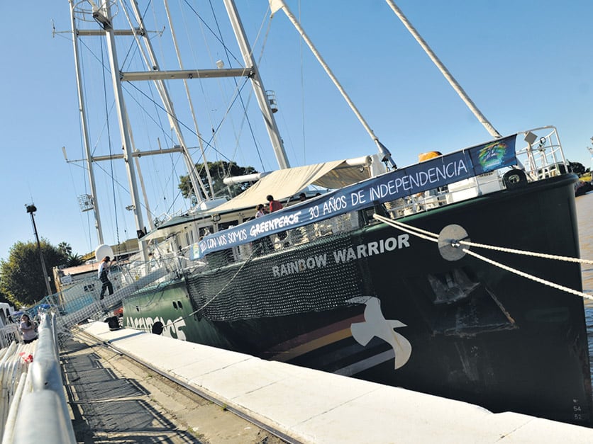 La última visita del buque había sido en 2012, cuando bloqueó una refinería de Shell.