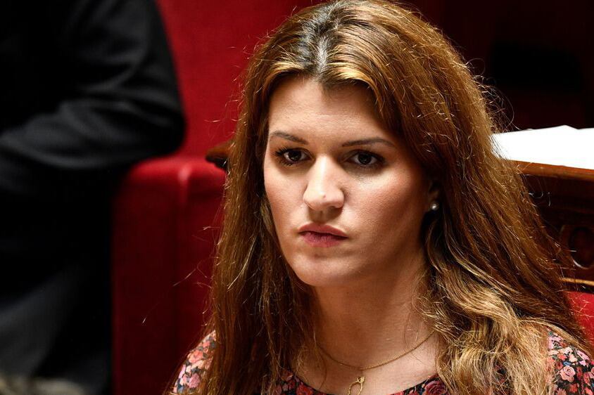 "La dignidad de las mujeres no se negocia", indicó la ministra de Ciudadanía, Malène Schiappa al anunciar la decisión.