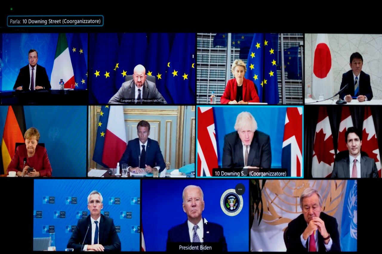 Loslíderes del G7 abordan la crisis de Afganstán en una reunión virtual.