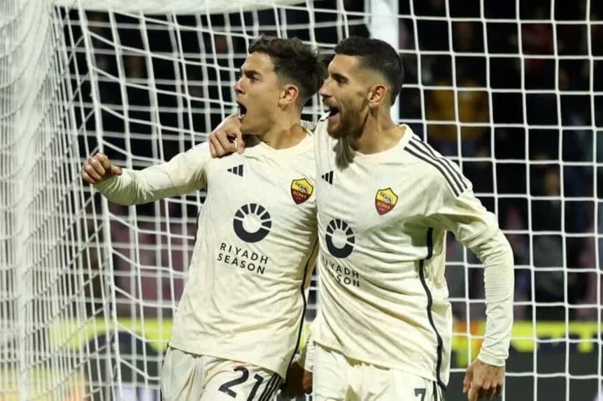 El cordobés Dybala festeja la apertura para Roma