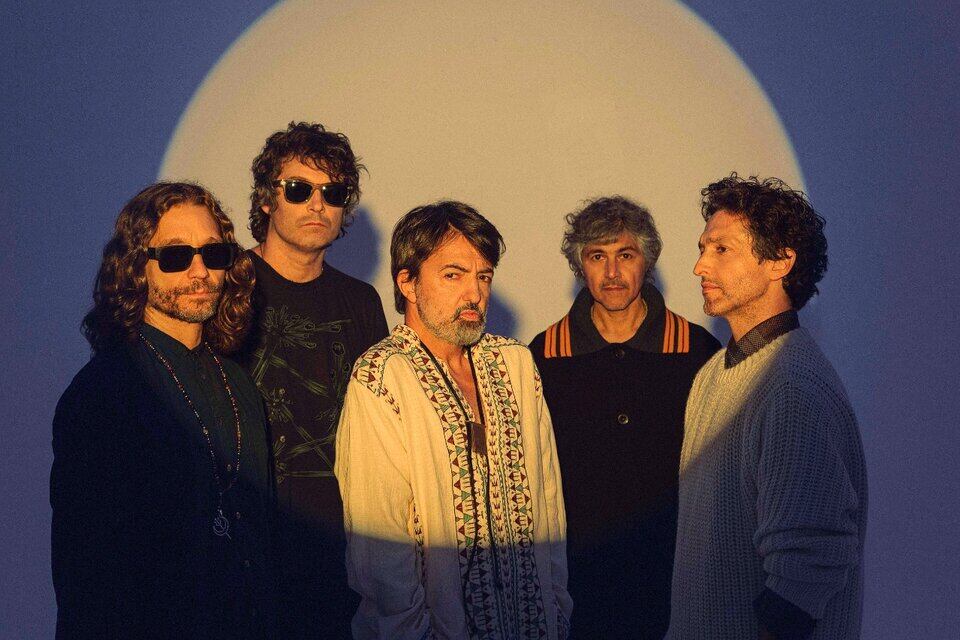 Babasónicos realizará un show en diciembre en el Campo Argentino de Polo. 