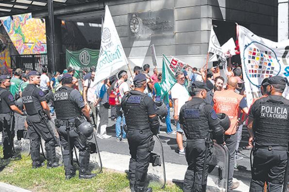 La tasa de desocupación para el primer trimestre del año llegó al 9,1 por ciento.