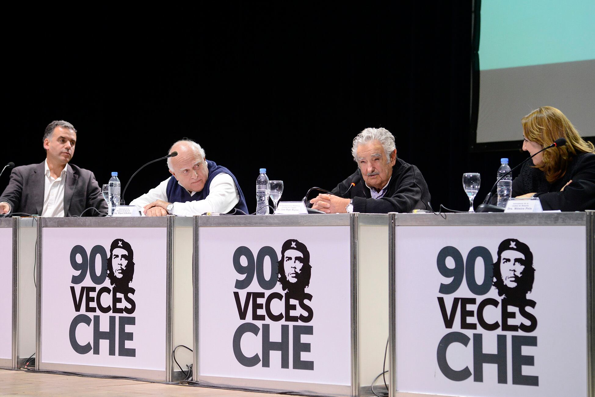 Mujica compartió el escenario del Astengo junto a Lifschitz y Fein.