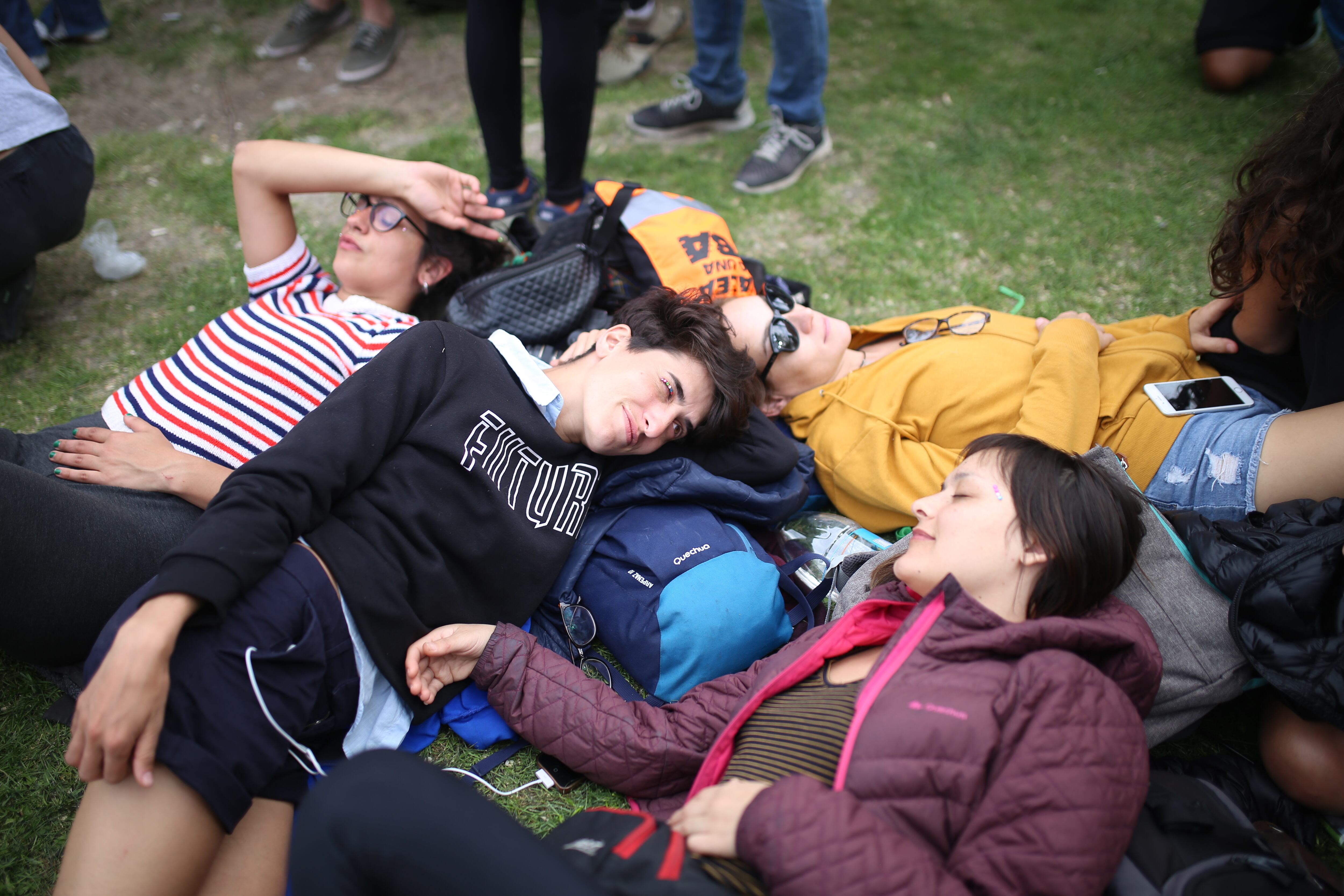 El abrazo reparador es parte de la experiencia.