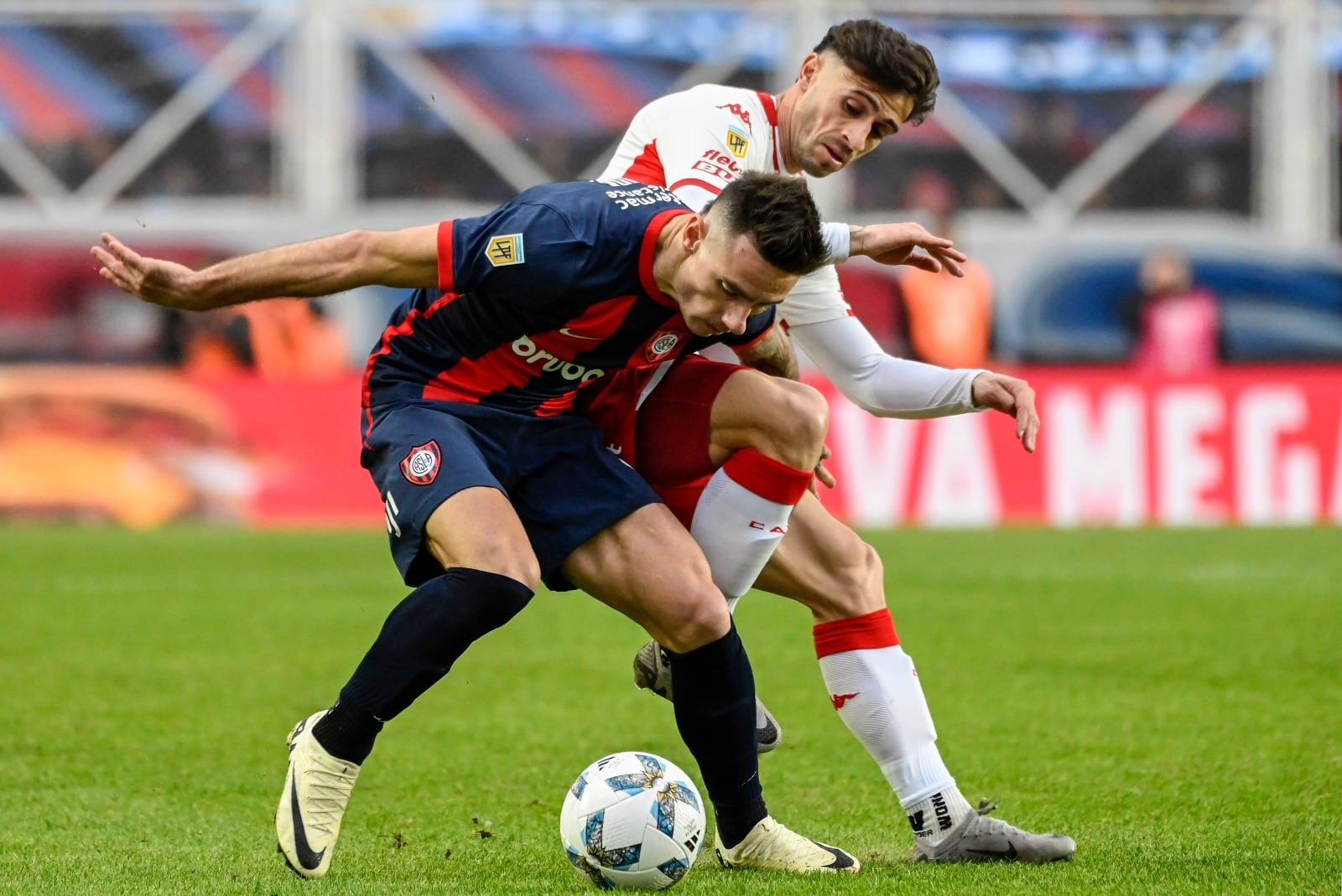 San Lorenzo jugó el clásico ante Huracán sin sus refuerzos