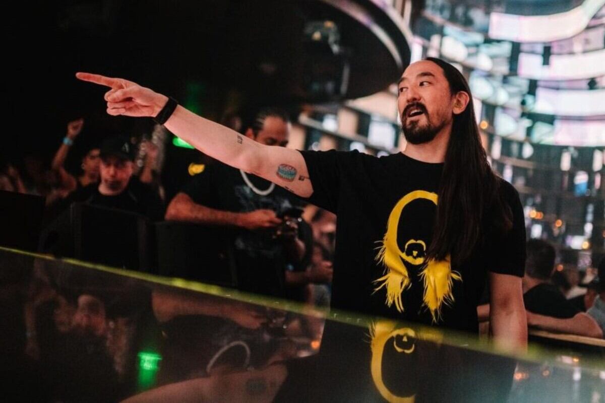 Después de meter feat con Tini y La Joaqui, el DJ y productor Steve Aoki será parte de la vuelta de Creamfields luego de casi una década