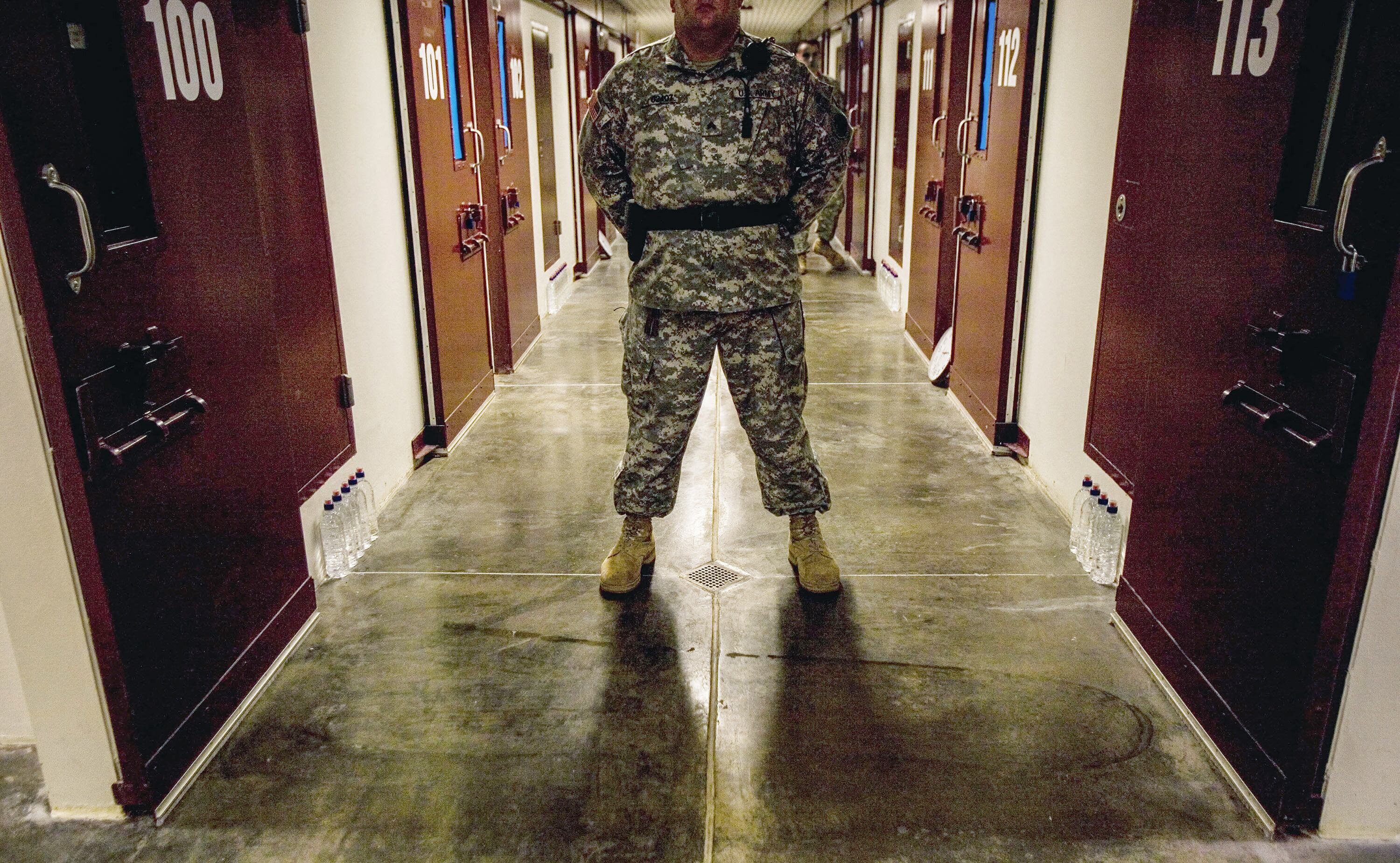 La cárcel de Guantánamo empezó a recibir a inmigrantes indocumentados detenidos en EE.UU.