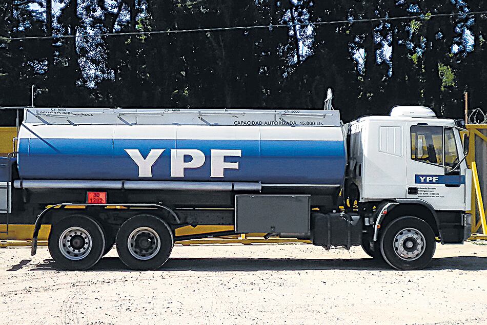 En las provincias patagónicas, las ventas de gasoil común se derrumbaron entre 11 y 18 por ciento.