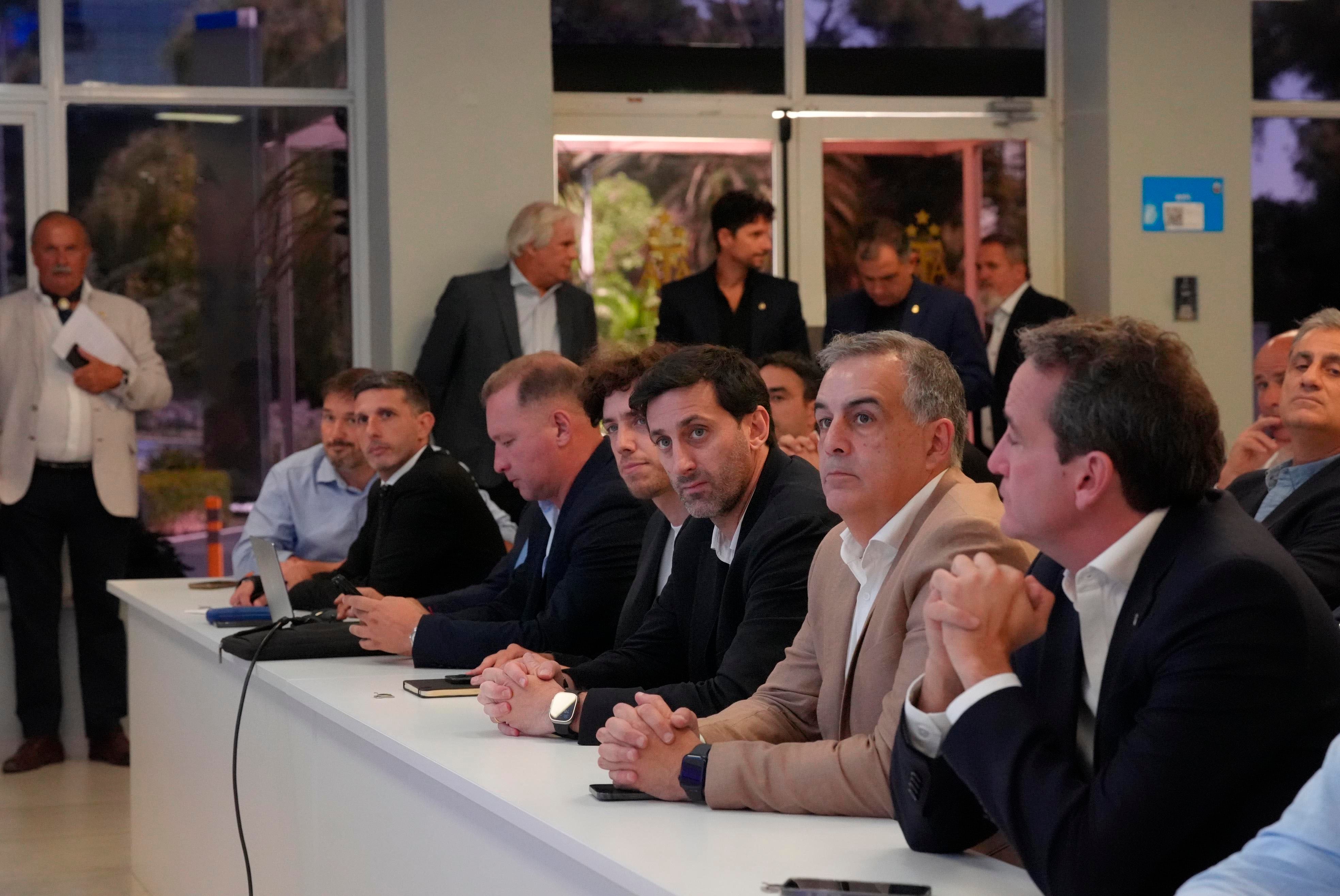 La AFA realizó su última reunión de Comité del año, con el estreno de Diego Milito.
