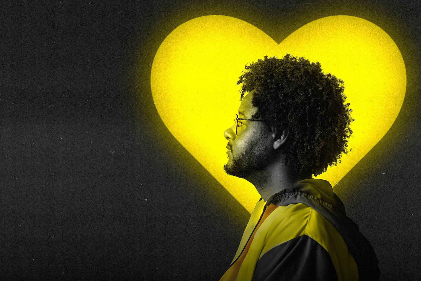 En tiempos de Bolsonaro, el arte y el mensaje de Emicida se vuelven cada vez más calientes.