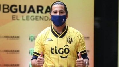 Presentación formal de Domínguez en Guaraní de Paraguay.