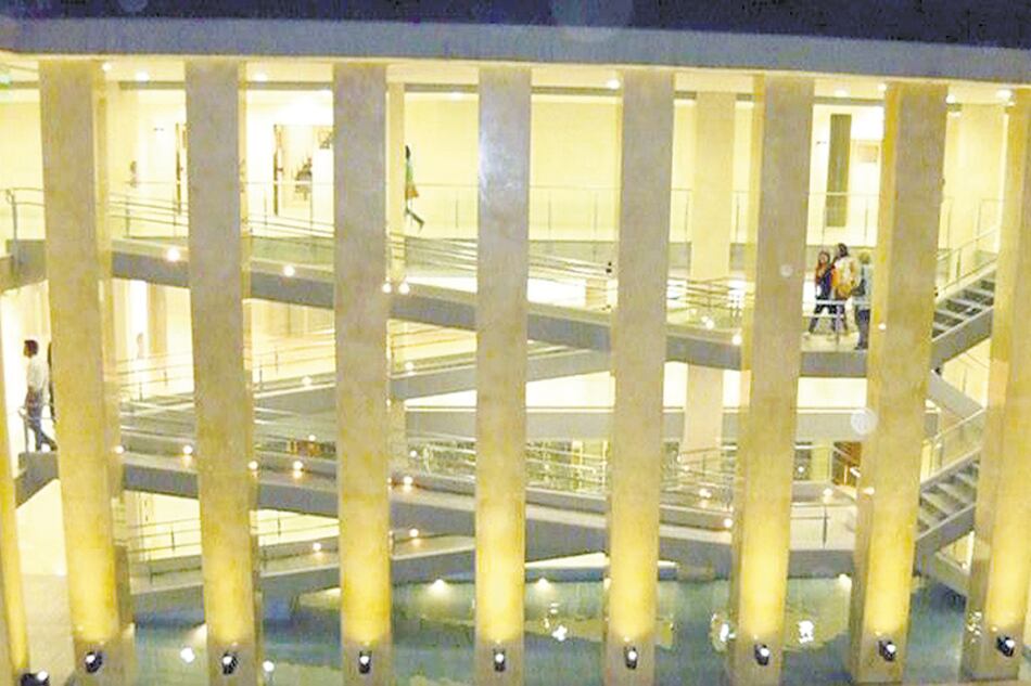 La Facultad de Derecho de la Universidad Nacional de Tucumán.