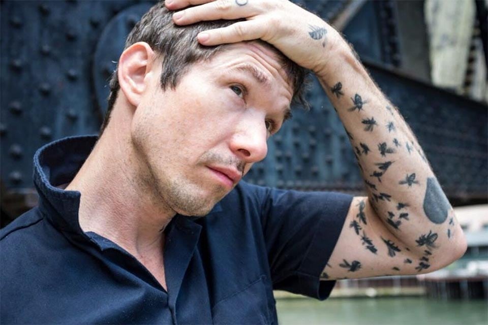 Jesse Ball escribe para desarrollar la pregunta sobre estar solo.