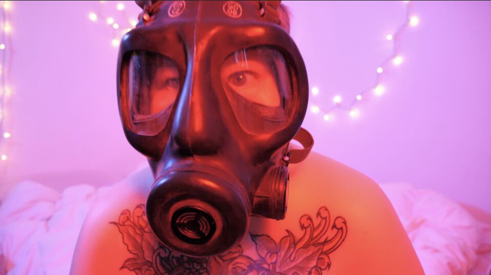 Theo Jean Cuthand en Less Lethal Fetishes