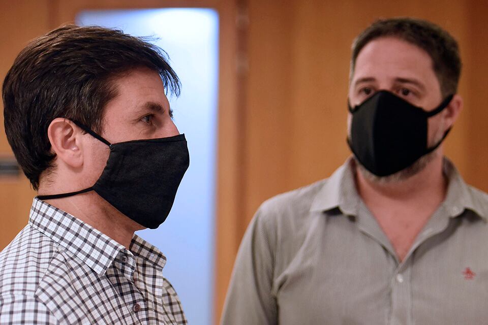 Los fiscales Schiappa Pietra y Edery  detallaron la acusación.