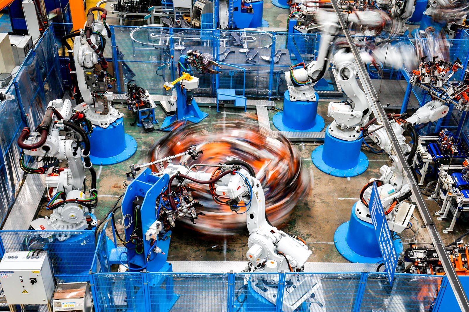 "Los pronósticos sobre el desempleo masivo parecen ser infundados", indica el investigador Agustín Nava.