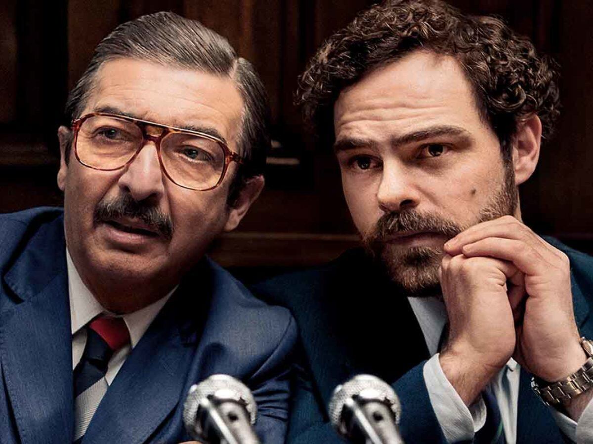 El filme cuenta con un elenco estelar encabezado por Ricardo Darín, como el fiscal Julio César Strassera; y Peter Lanzani, como Luis Moreno Ocampo, fiscal adjunto durante el juicio.