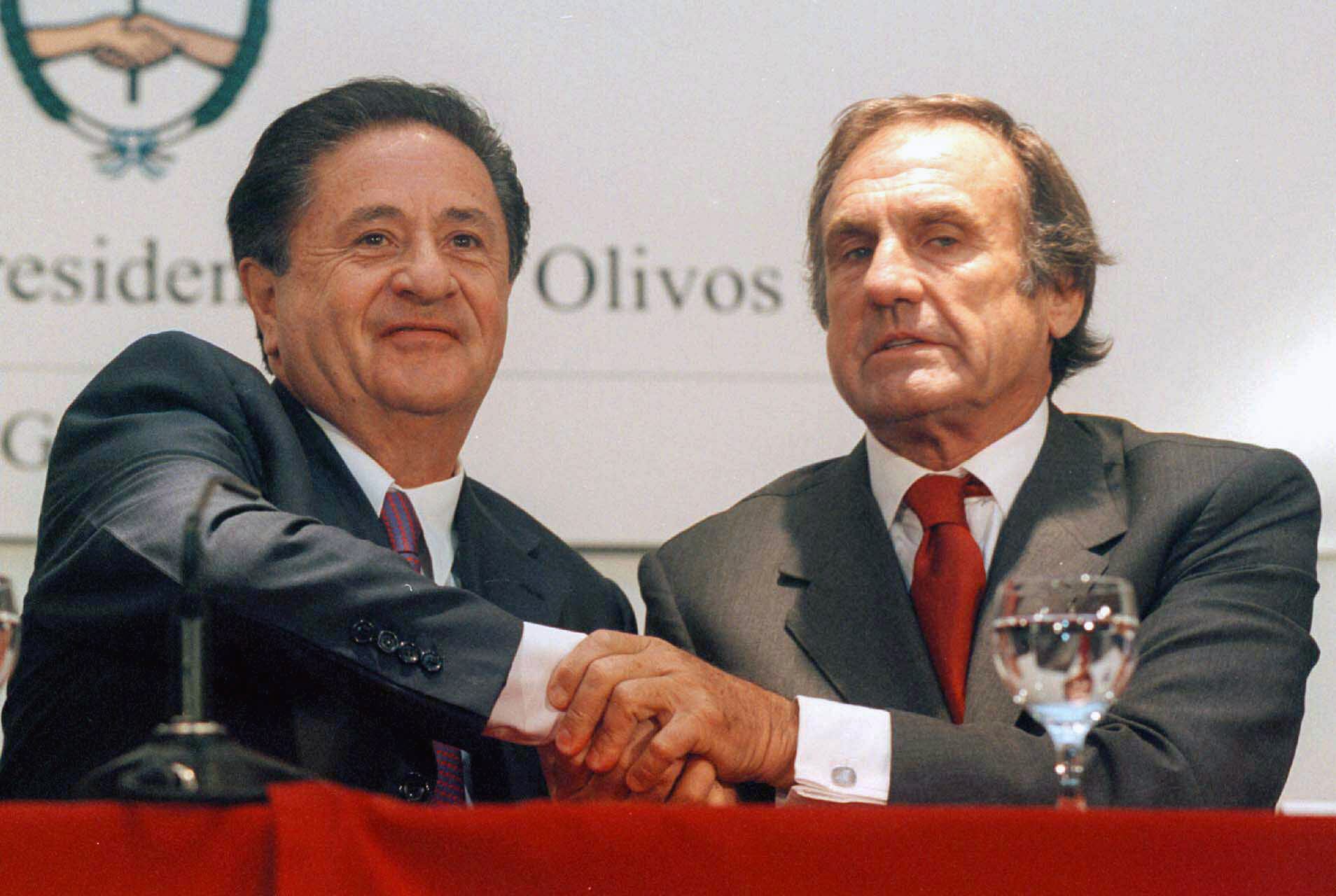 Carlos Reutemann con Eduardo Duhalde.