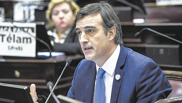 El ex ministro Esteban Bullrich presentó la propuesta.