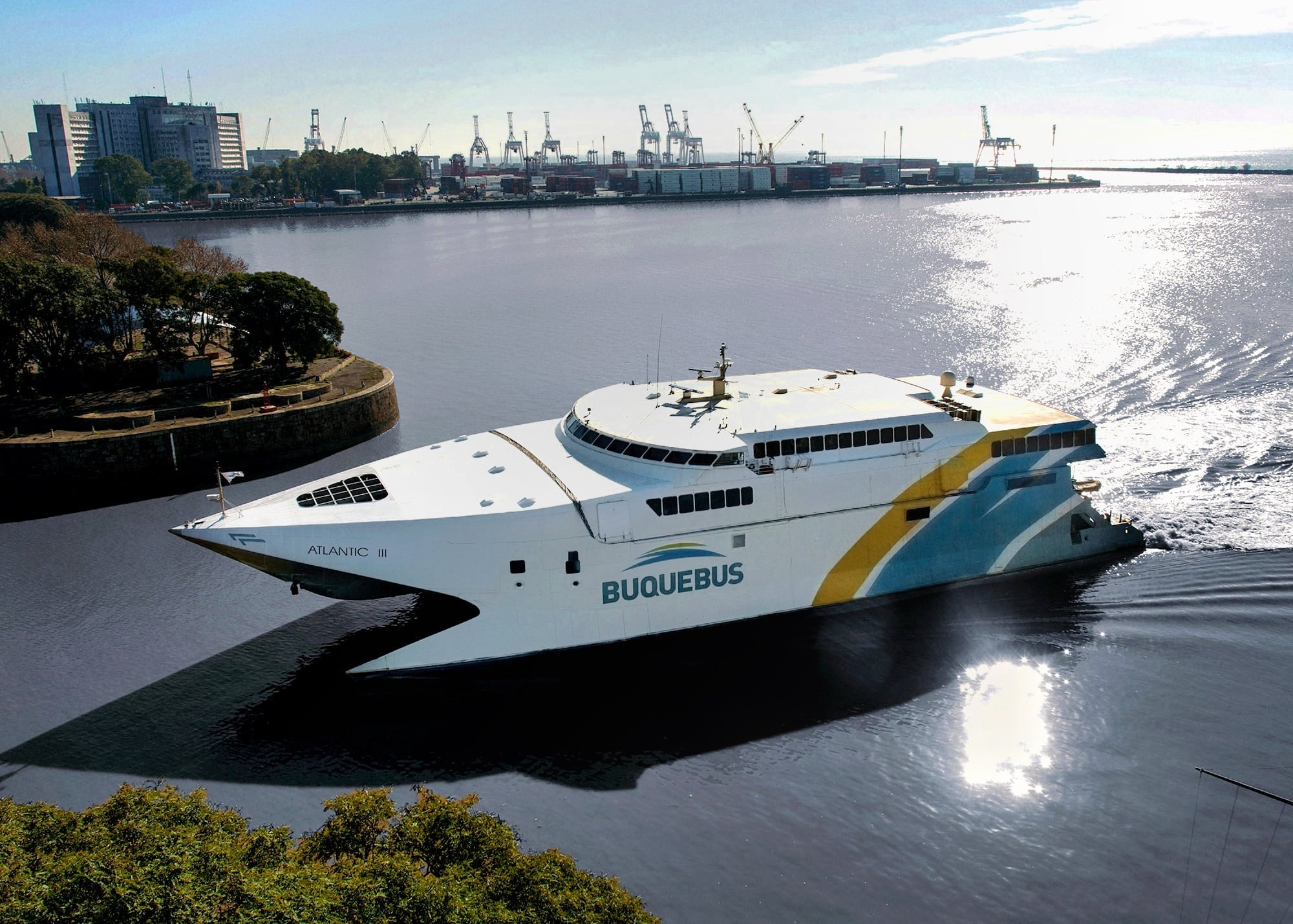 Precios de pasajes Buenos Aires - Urugay. Imagen: prensa Buquebus.