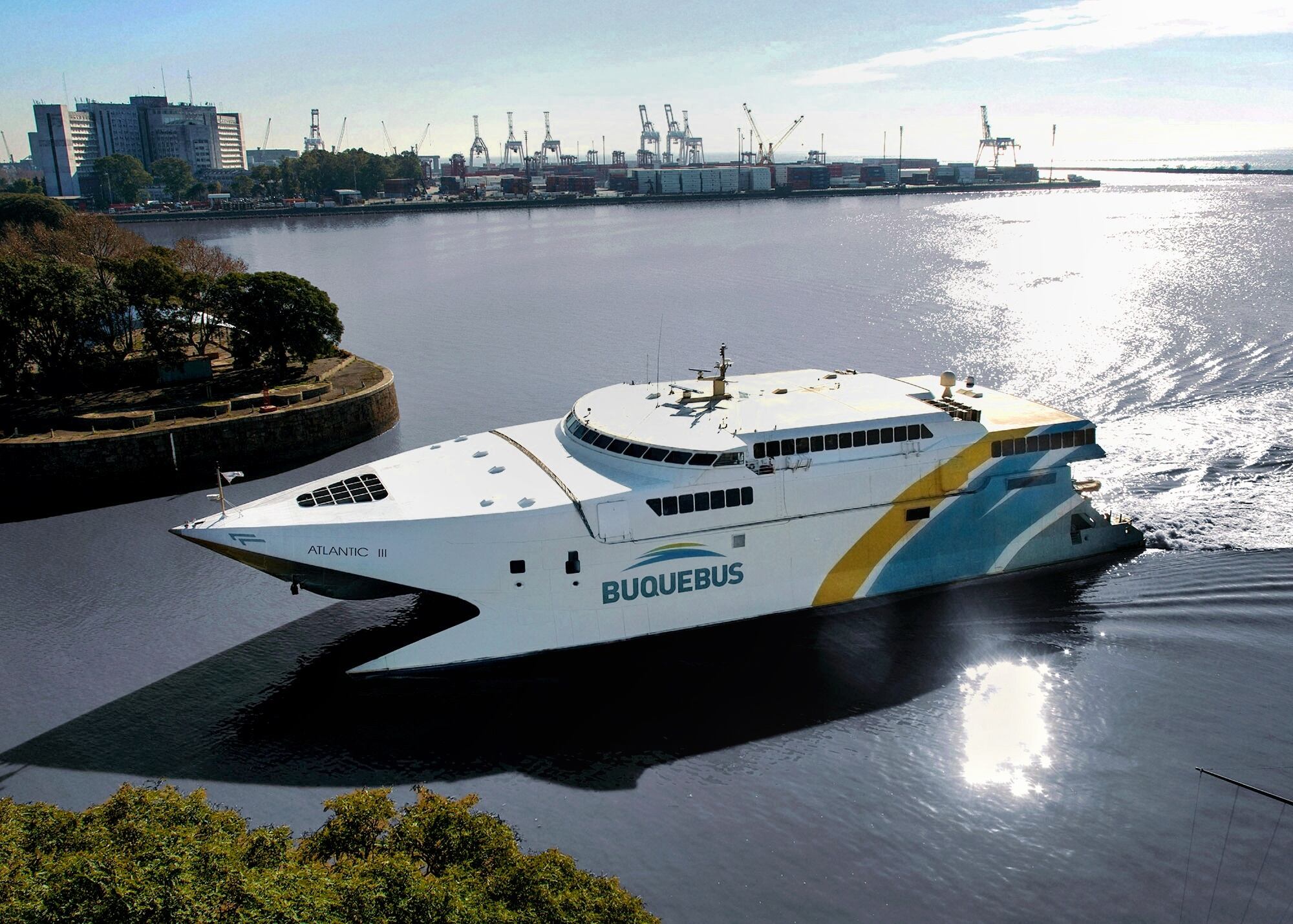 Precios de pasajes Buenos Aires - Urugay. Imagen: prensa Buquebus.