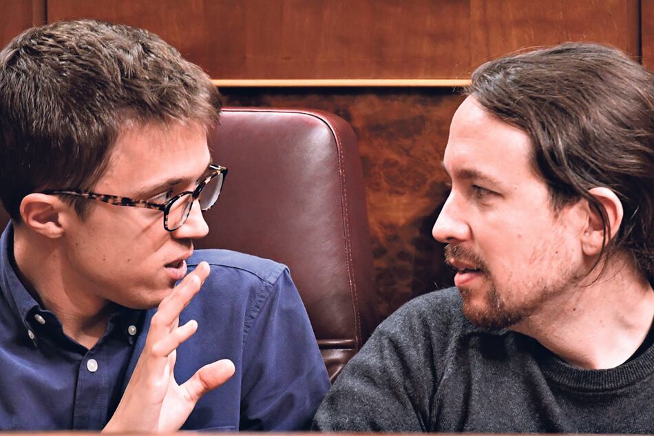 Iñigo Errejón y Pablo Iglesias mantienen sus diferencias sobre qué modelo de dirección quieren para Podemos.