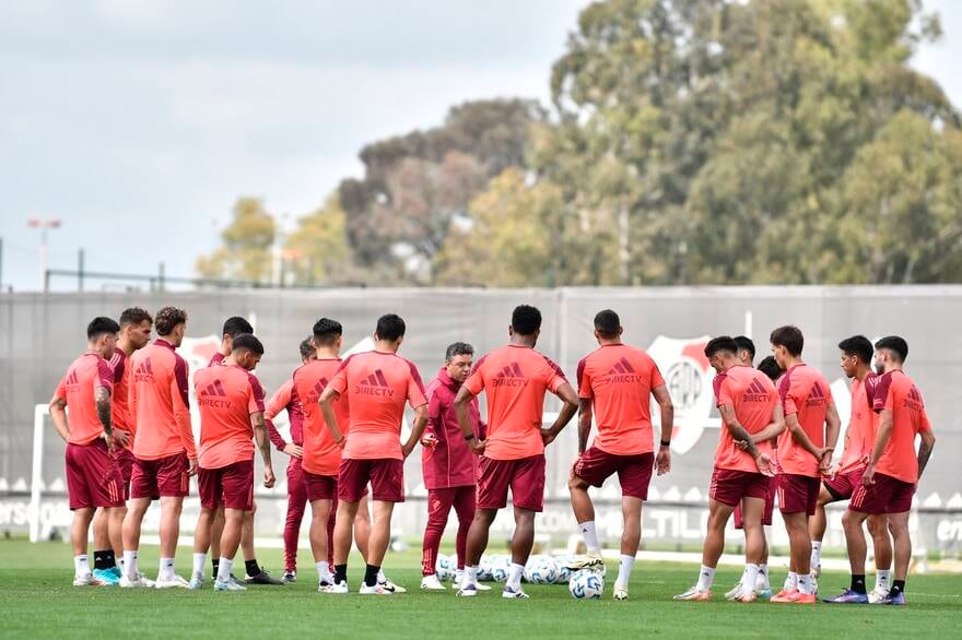 Gallardo busca mejorar el rendimiento de su River