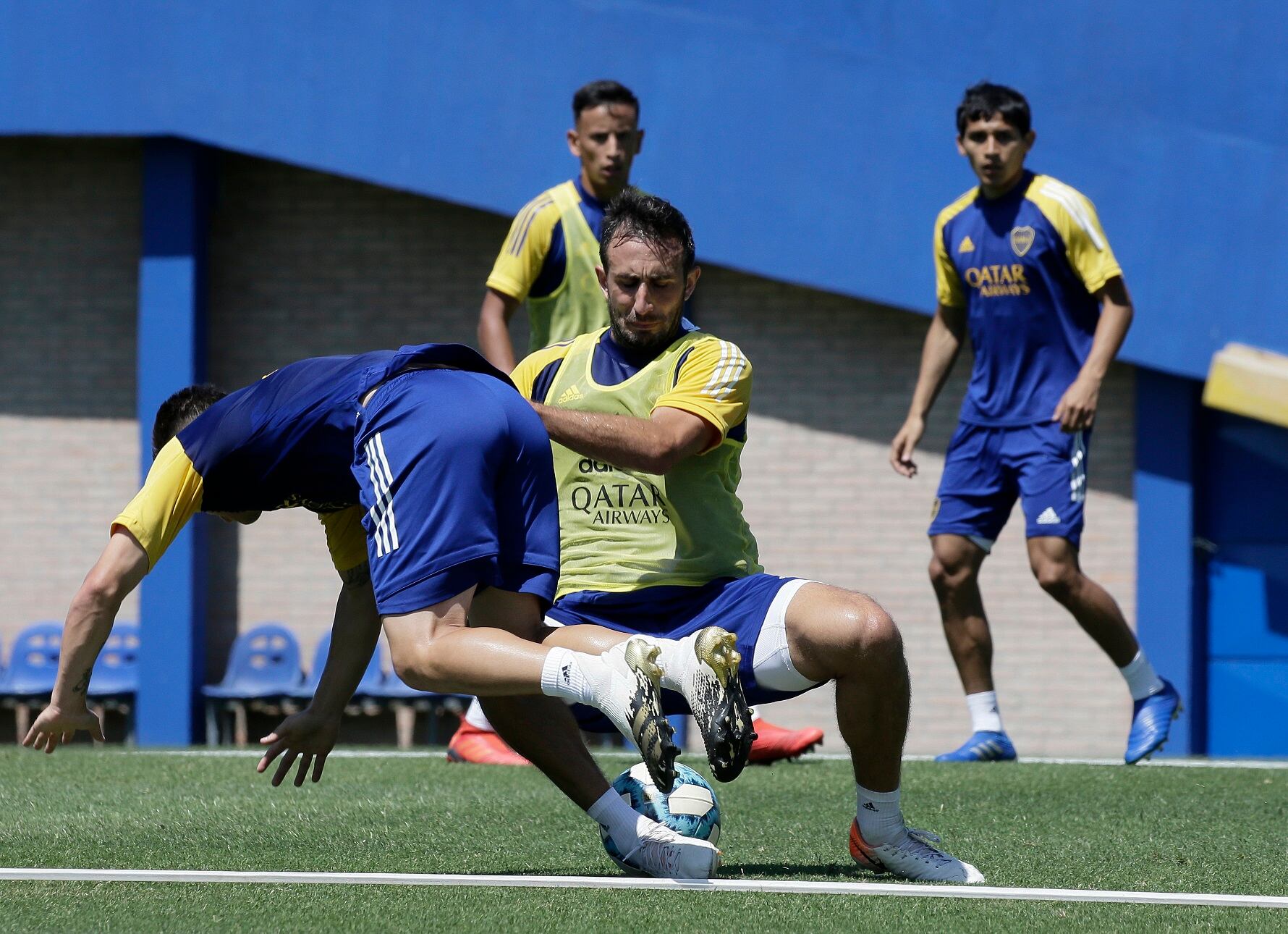 El futuro de Izquierdoz estaría lejos de Boca
