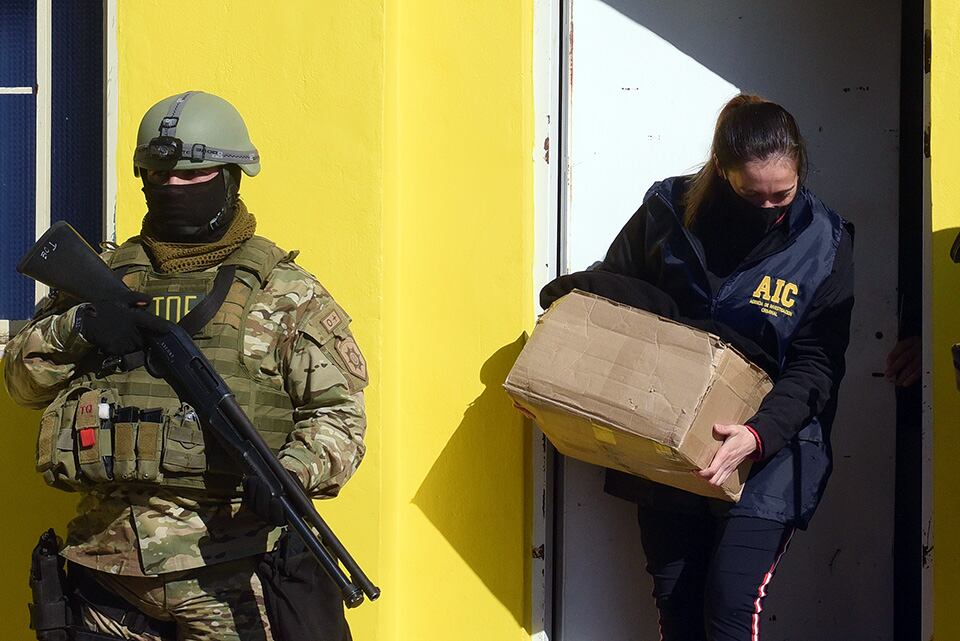 La Agencia de Investigación allanó su casa de la zona sur.