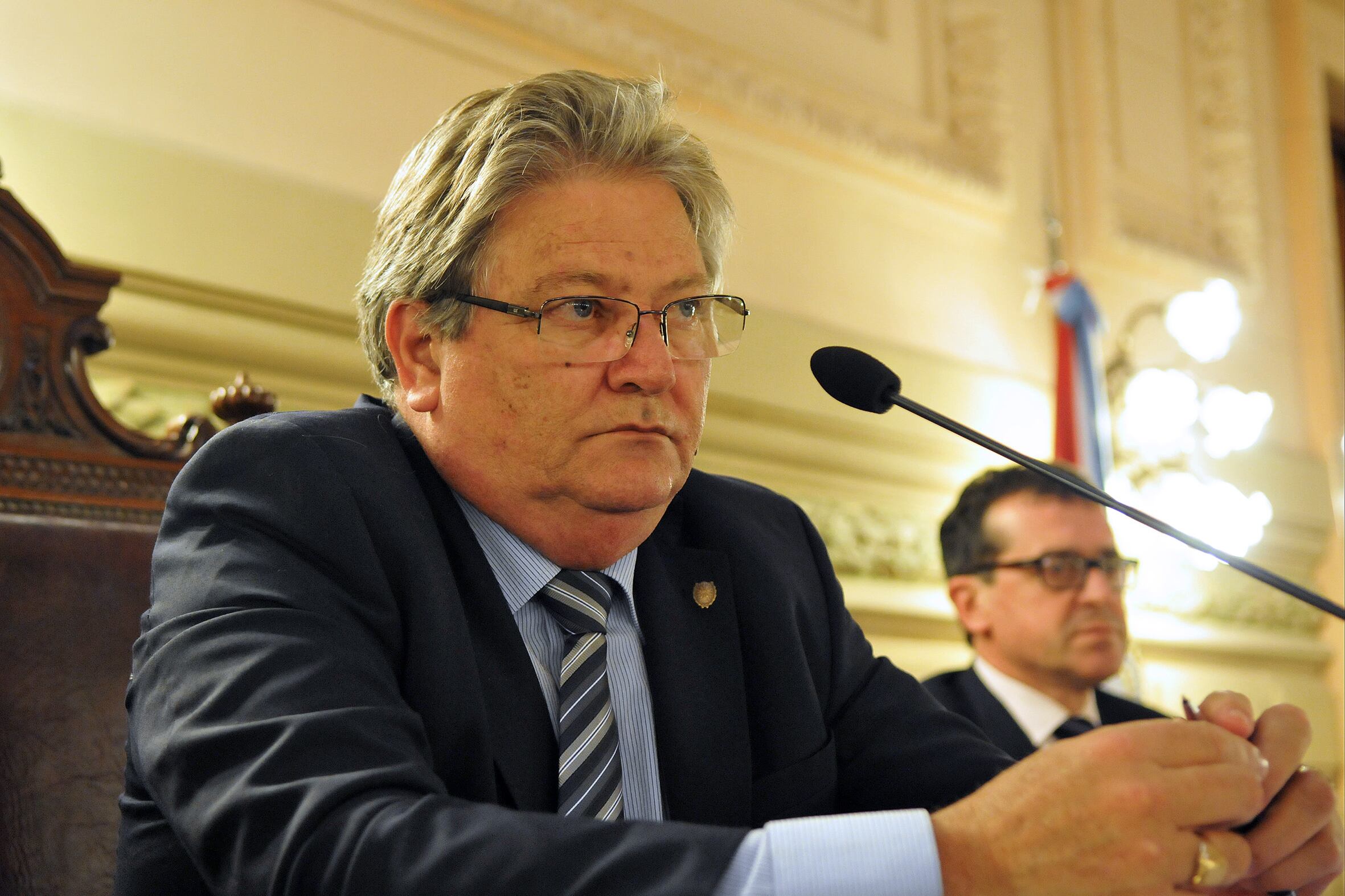 Fascendini le reprocha a Corral que no use su cercanía con Macri en beneficio de Santa Fe.