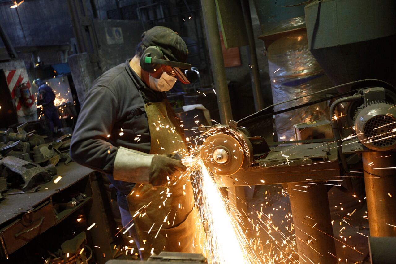 La industria aportó 0,8 por ciento al crecimiento del PBI. 