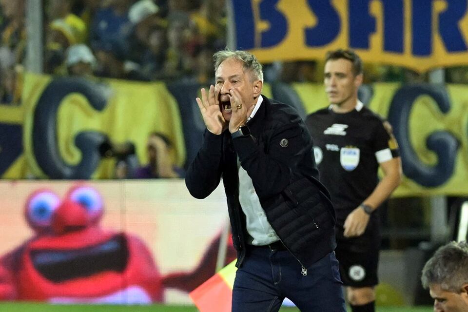 Holan conserva su máxima de elegir jugadores en su mejor condición física. 