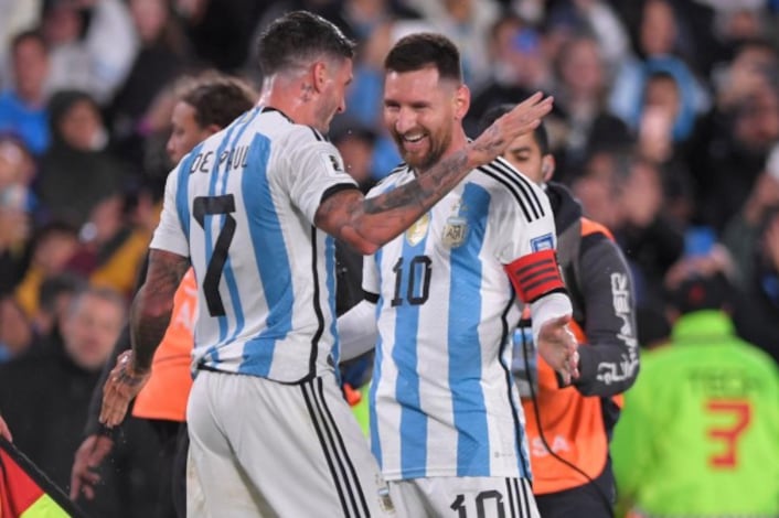 Lionel Messi y Rodrigo de Paul, figura de la Selección de Scaloni.