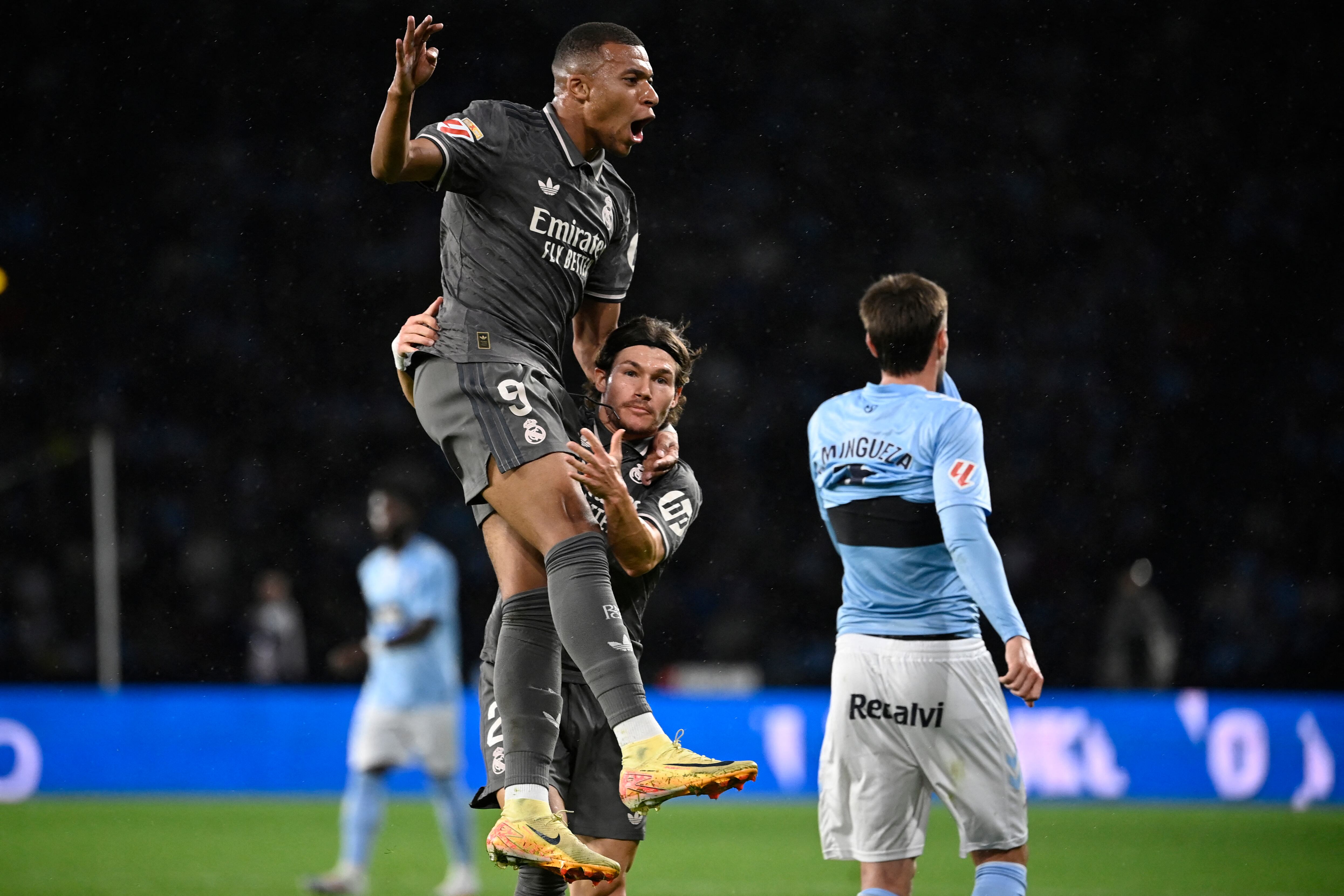 El festejo de Mbappé, después de una semana muy agitada